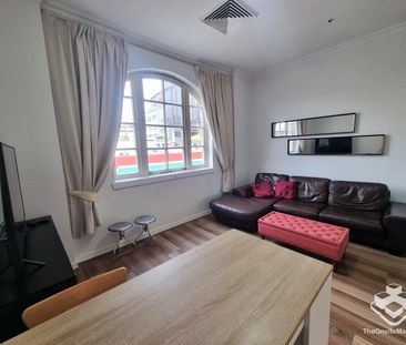 Beautifully Renovated & Fully Furnished One-Bedroom Unit in the Hea... - Photo 1