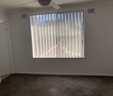 Renovated One Bedroom Unit With Parking - Photo 3