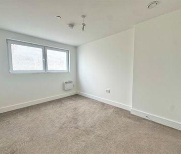 Flat 52, 4 Martin Court, Hastings, TN34 1EF - Photo 5