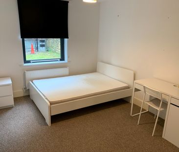 4 Bed Flat, Clarendon Road, LS2 - Photo 5