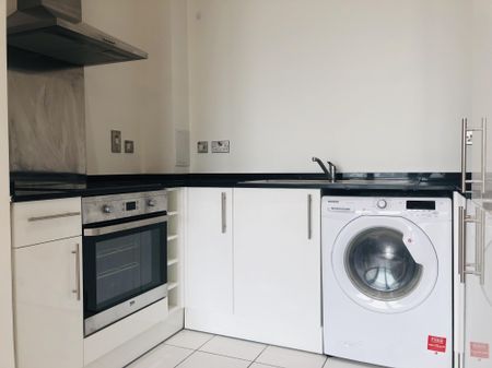 Century Tower, Chelmsford, Shire Gate - Photo 5