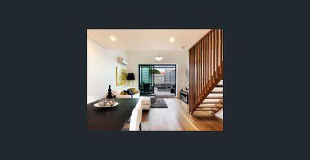 Architecturally designed apartment - Photo 2