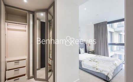 2 Bedroom flat to rent in Neroli House, Piazza Walk, E1 - Photo 3