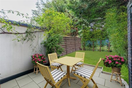 2 bedroom maisonette to rent - Photo 3