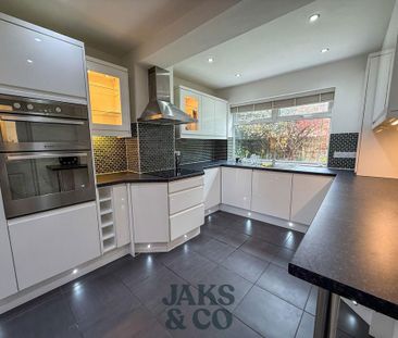 3 bedroom semi-detached house to rent - Photo 6