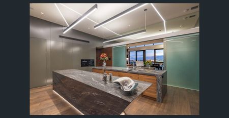 Exclusive South Bank Penthouse with Private Infinity Pool & Iconic Views - Photo 4