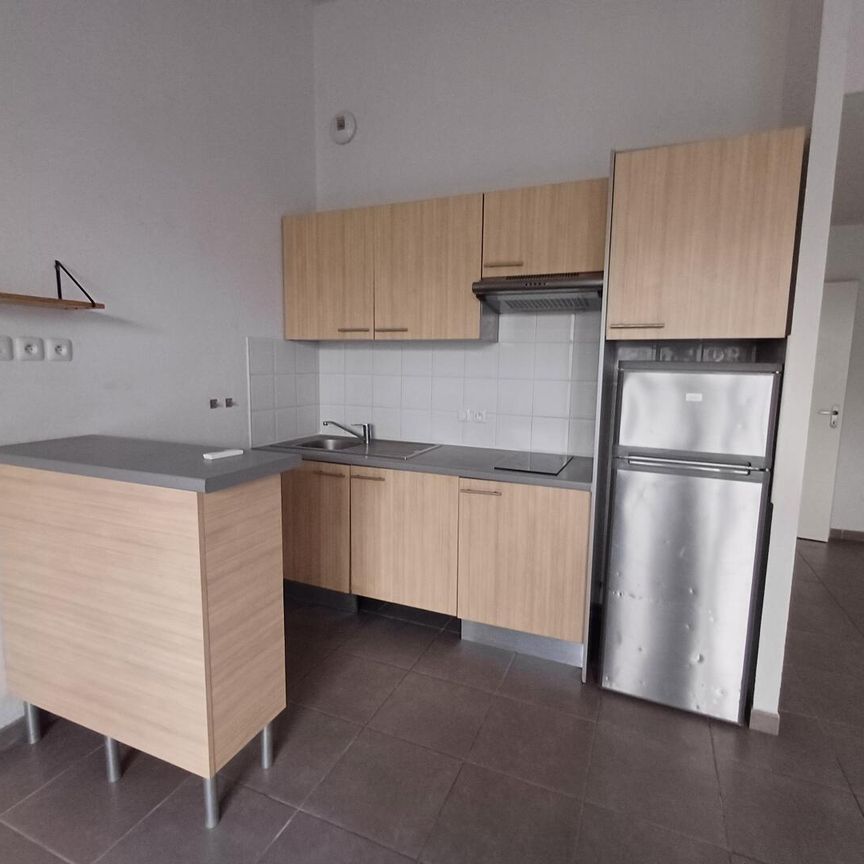 location Appartement T3 DE 68.4m² À BALMA - Photo 1