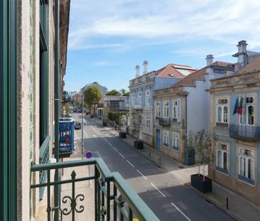 Rua de Álvares Cabral, Porto, Braga 4050-041 - Photo 4
