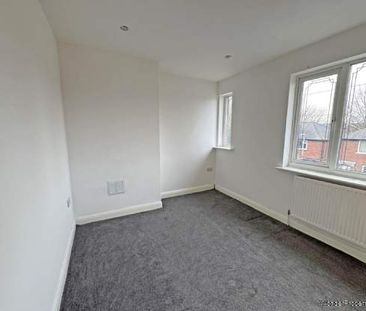 3 bedroom property to rent in Oldham - Photo 4