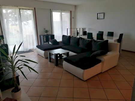 Appartement de 3.5 pièces au rez-de-chaussée - Photo 2