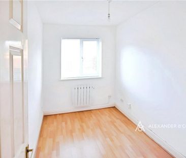 2 bedroom flat to rent - Photo 6