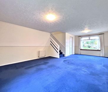 3 bedroom detached house to rent - Photo 3
