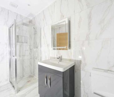 Bush Close, Newbury, IG2 - Photo 6