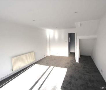 2 bedroom property to rent in Worthing - Photo 2