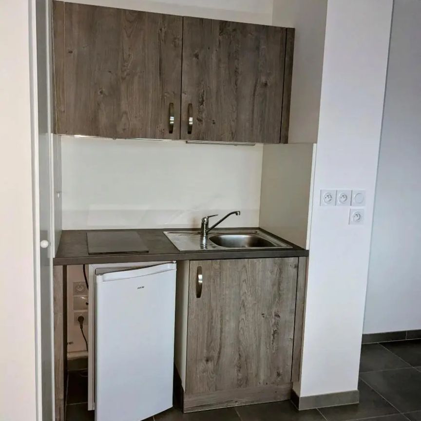 Appartement à louer 1 pièce 27.99m² - Photo 1