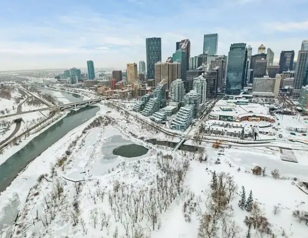 2 Bed, 2 Bath | Views of River | Seconds away from River | 812 - 222 RIVERFRONT AVE SW, Calgary - Photo 1