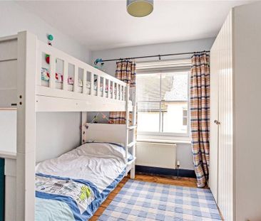 4 bedroom detached house to rent - Photo 4