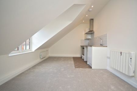 High Street, Watton, Ip25 - Photo 3