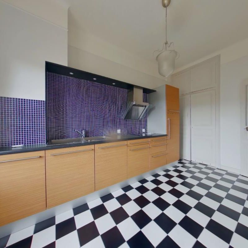 Location Appartement 3 pièces 76m² POITIERS 86000 - Photo 1