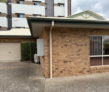 1/31 Mayhew Street, Sherwood QLD 4075 - Apartment For Rent | Domain - Photo 1