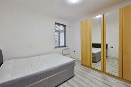 1 Bed Flat, Fortune Gate Road, NW10 - Photo 4