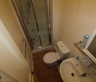 1 bedroom property to rent - Photo 4