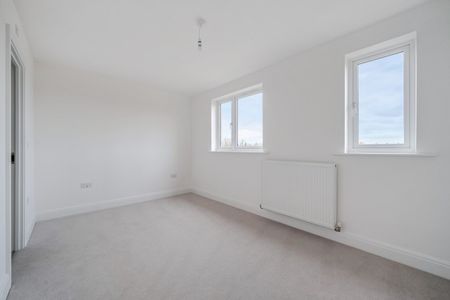 2 bedroom terraced house to rent - Photo 3