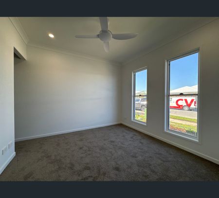 7 River St, Banya, Qld 4551 - Photo 2