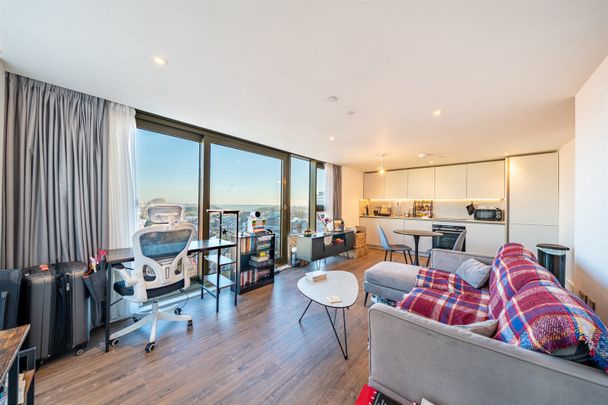 The Waterside Apartments, Pavilion Road, NG2 - Photo 1