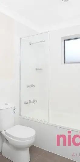 “Spacious and Modern 2 Bedroom Granny Flat” - Photo 1