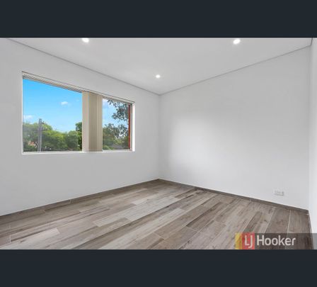 8/22 High Street, Carlton, NSW 2218 - Photo 1