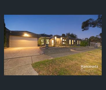 Elegant & Spacious Family Home! - Photo 2