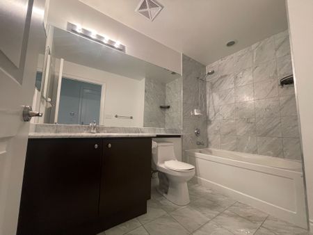 For Lease - 10 Bloorview Place Unit# 721, Toronto, Ontario - Photo 3