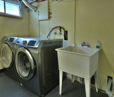 98 Av. Charles, Pointe-Claire, QC H9R - Photo 6