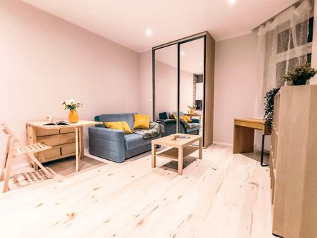 Przytulna kawalerka w centrum Katowic 24 m² - Фото 2