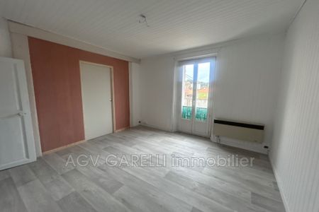Location Appartement 3 pièces 50m² TOULON 83000 - Photo 4