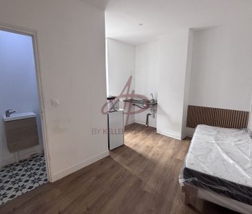 Location Appartement 1 pièce 15m² ROUBAIX 59100 - Photo 2