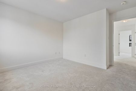 Townhouse For Lease | S8135390 - Photo 2