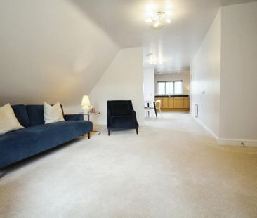 2 bedroom penthouse to rent - Photo 4