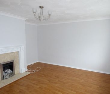 2 bed semi-detached house to rent in Fallowfeld, Leam Lane, NE10 - Photo 6