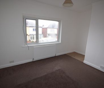 To Let 2 Bed Mid Terraced House - Photo 5