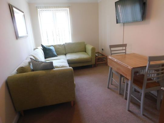 64b Kingfisher Way - 3 Bed and Allocated ParkingLoughborough - Photo 1