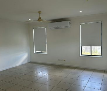 SPACIOUS AND MODERN 4 BEDROOM GEM LOCATED IN NEW AUCKLAND! - Photo 2