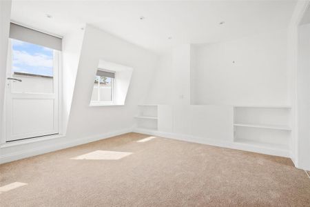 4 bedroom terraced house to rent - Photo 2