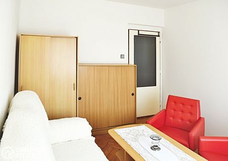 Pronájem domu 65 m² s pozemkem 817 m² - Фото 2