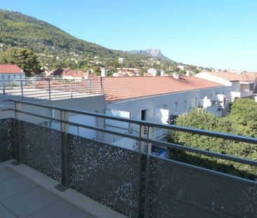 location Appartement T2 DE 39.24m² À TOULON - Photo 2