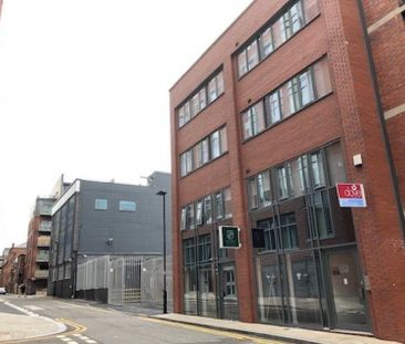 Studio to rent - Photo 1