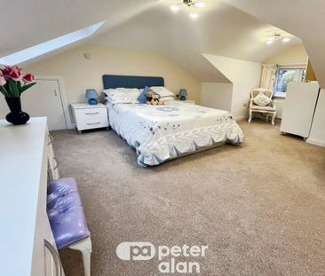 The Laurels, Ffrwd Road - Photo 6