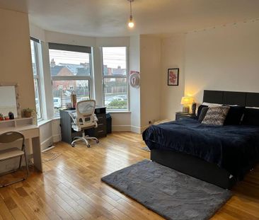 1 bedroom in a house share to rent - Photo 6