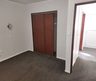 Beachside Bliss – 2 Bed, 2 Bath, 2 Living, 1 Gge - Photo 4